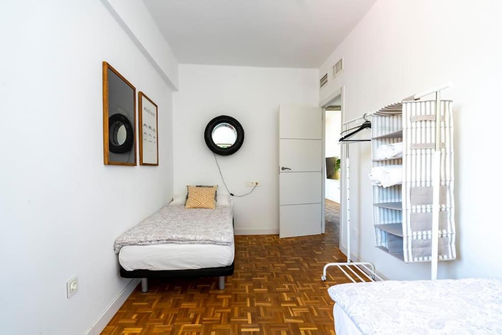 Lifehouse Cathedral * Free Parking* Superiorwifi* Apartment Almeria Bagian luar foto